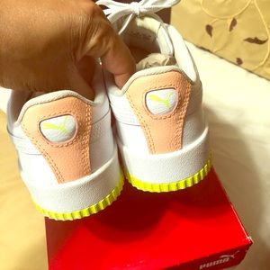 Carina L Puma sneakers